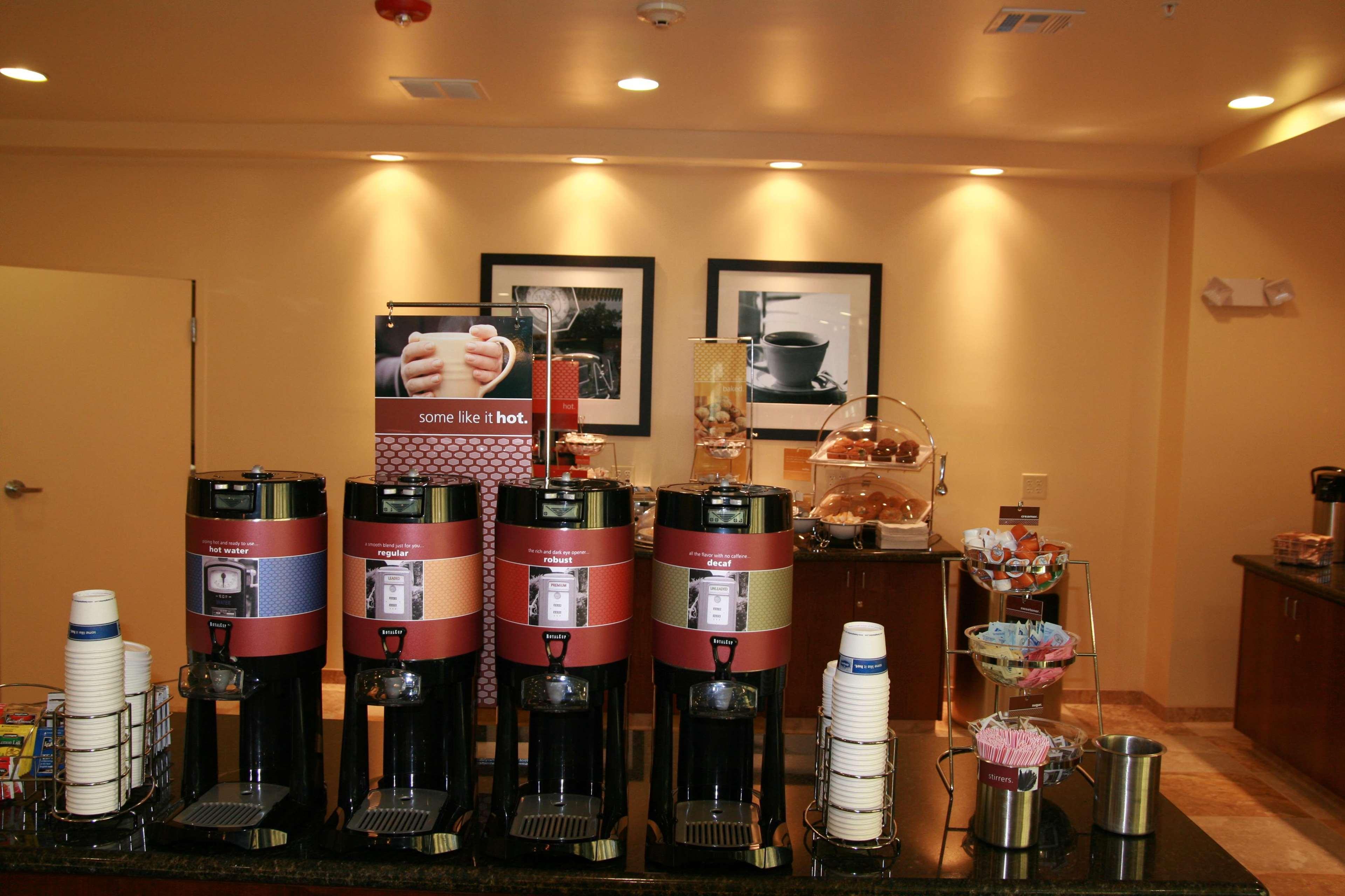 Hampton Inn Brentwood Restaurant foto