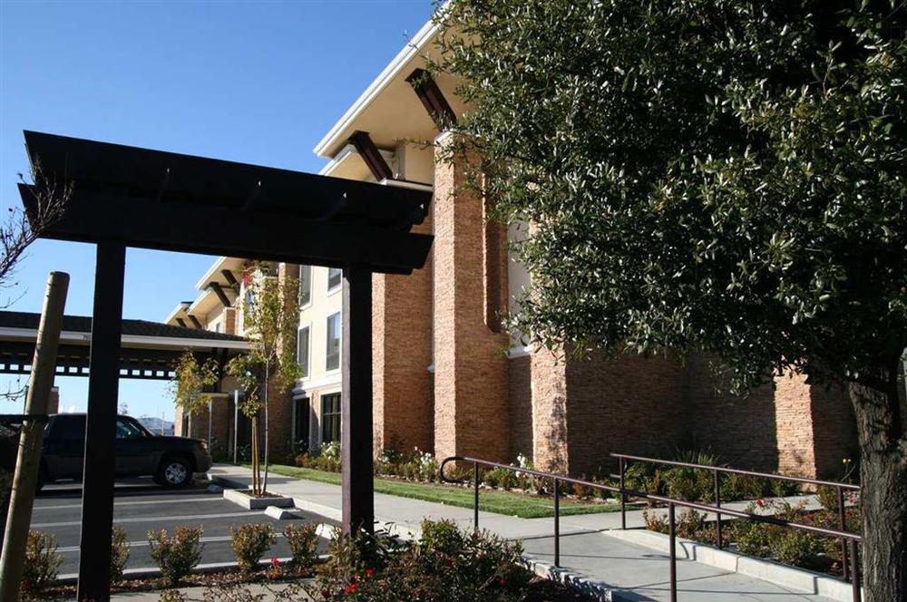 Hampton Inn Brentwood Exterior foto