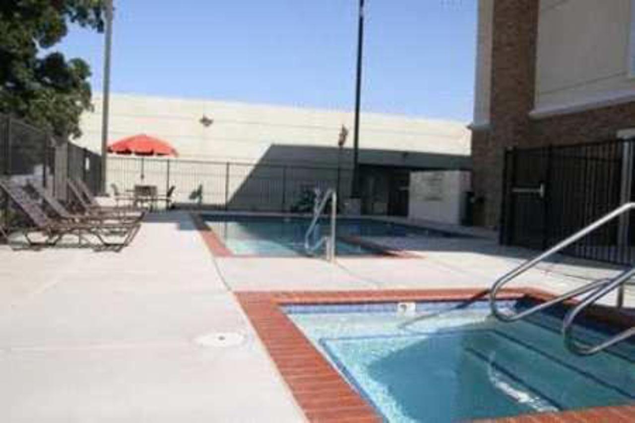 Hampton Inn Brentwood Exterior foto
