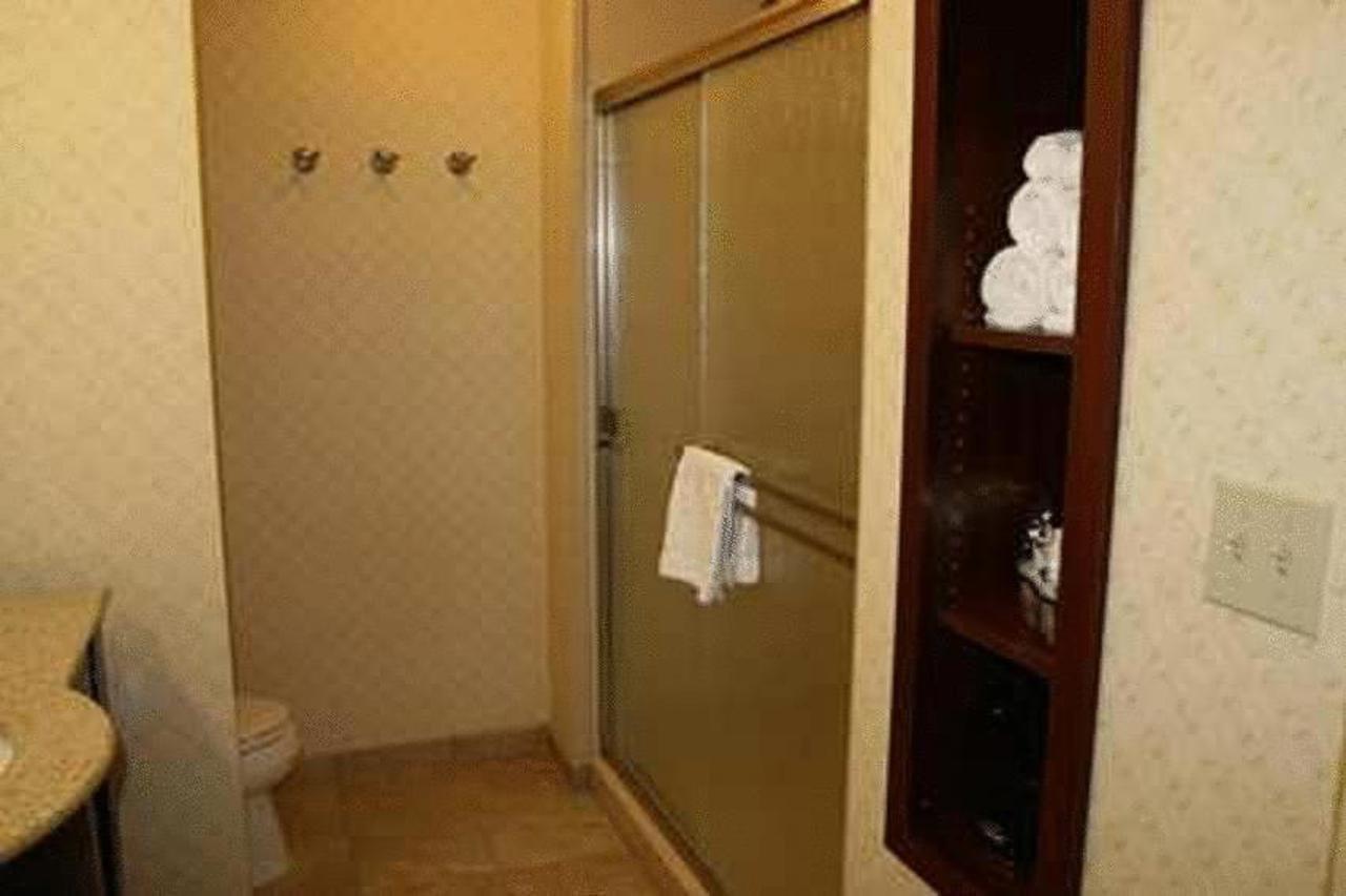 Hampton Inn Brentwood Exterior foto