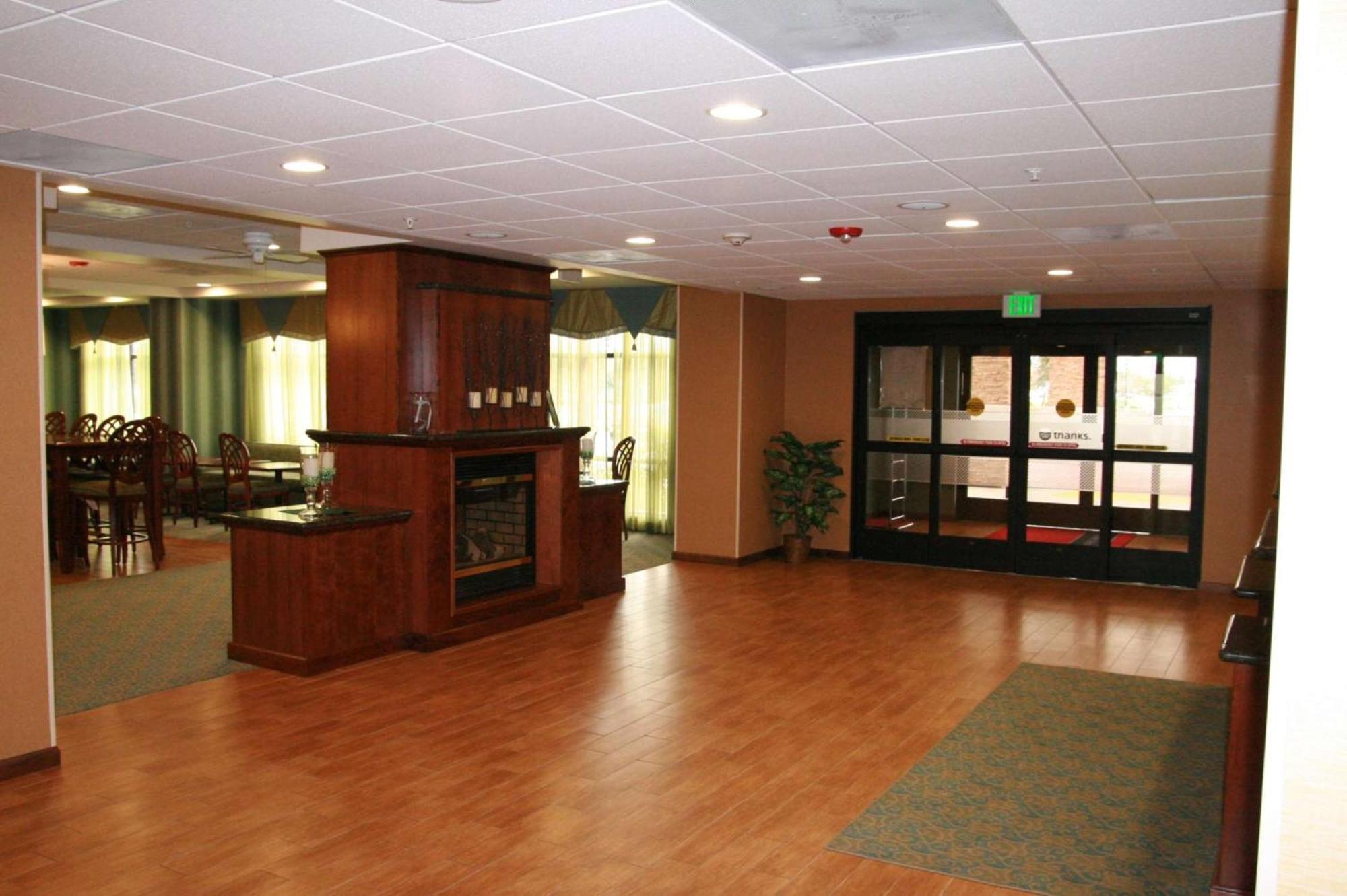 Hampton Inn Brentwood Exterior foto